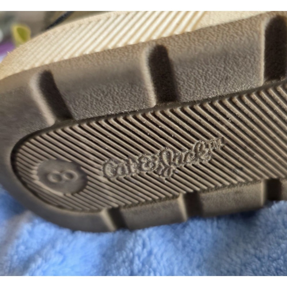 Cat & Jack Felix toddler/Child sneaker boots olive green size 8 - Picture 7 of 7